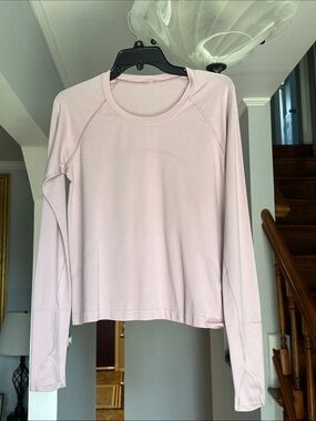 Lululemon Light Pink Long Sleeve Women's Training Top Sz 10